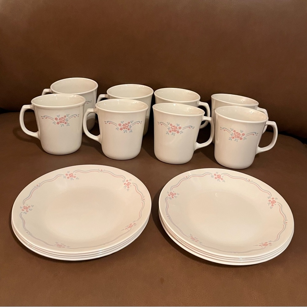 Vintage Corelle “English Breakfast” Bread and Butter Plates & Mugs - Set of 8